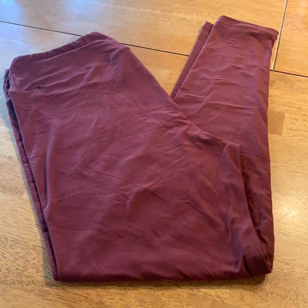 LuLaRoe Leggings Tall & Curvy Never Worn No Tags Rust Color